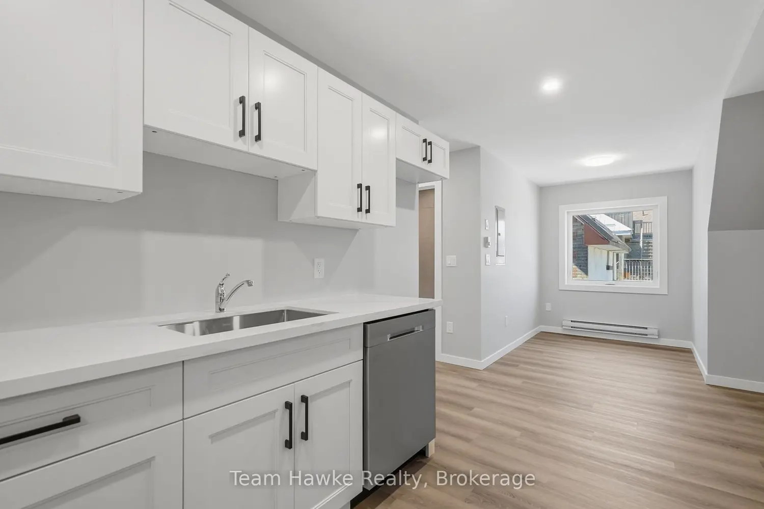 Additional image 12 of 64 Matchedash Street