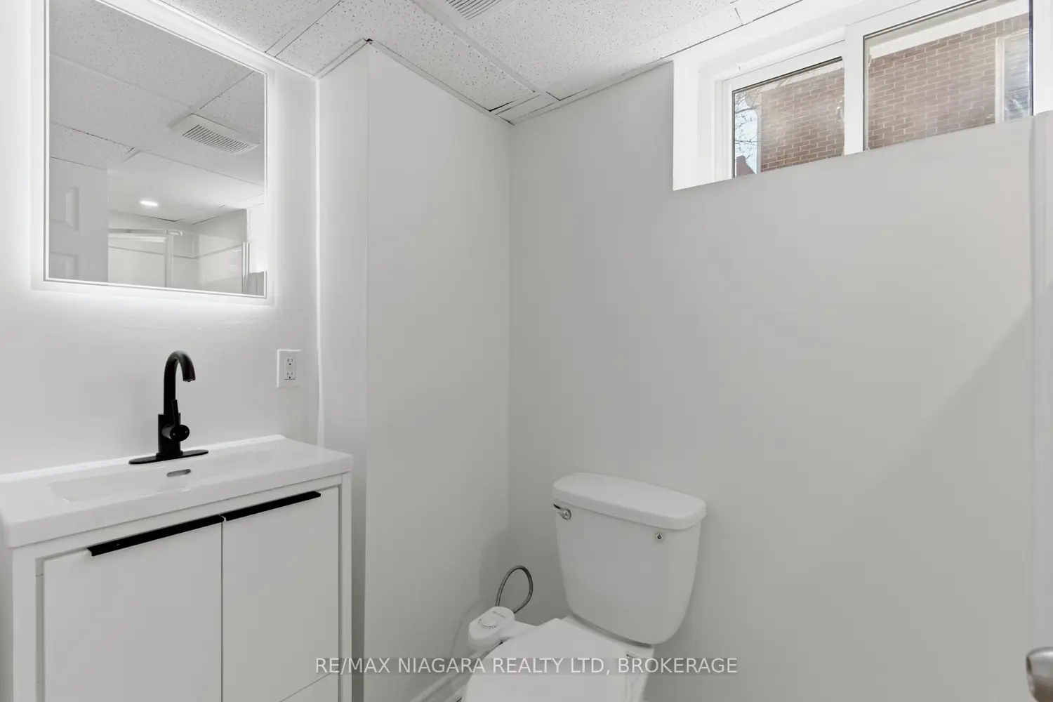 Additional image 16 of 5654 Drummond Road