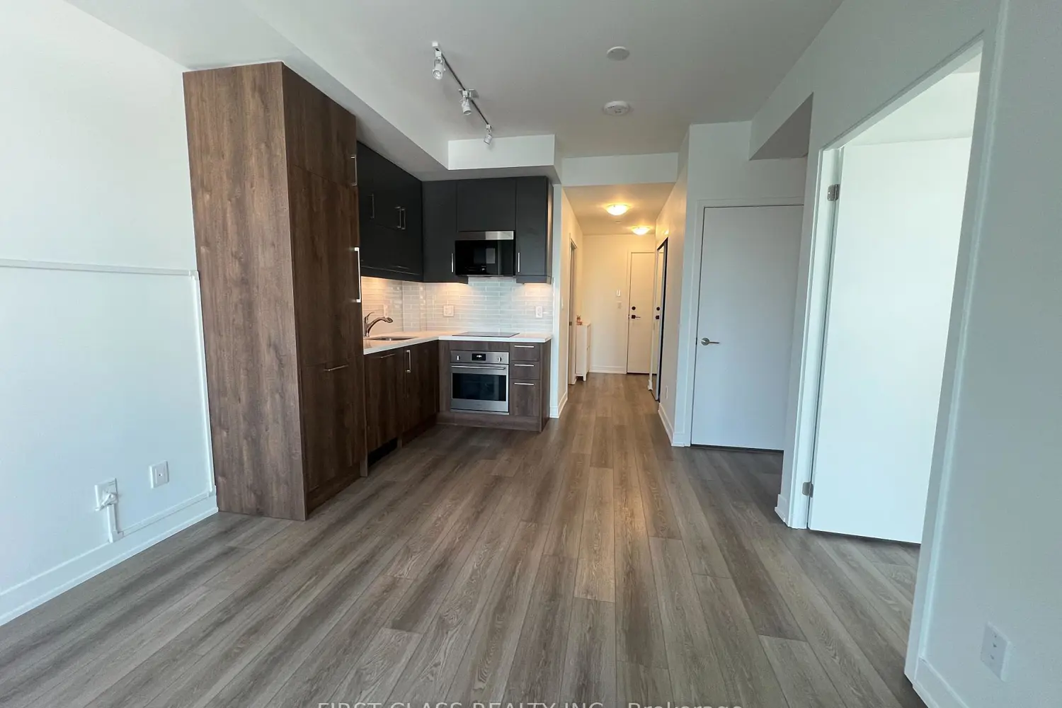 Additional image 5 of 8119 Birchmount Road 1201