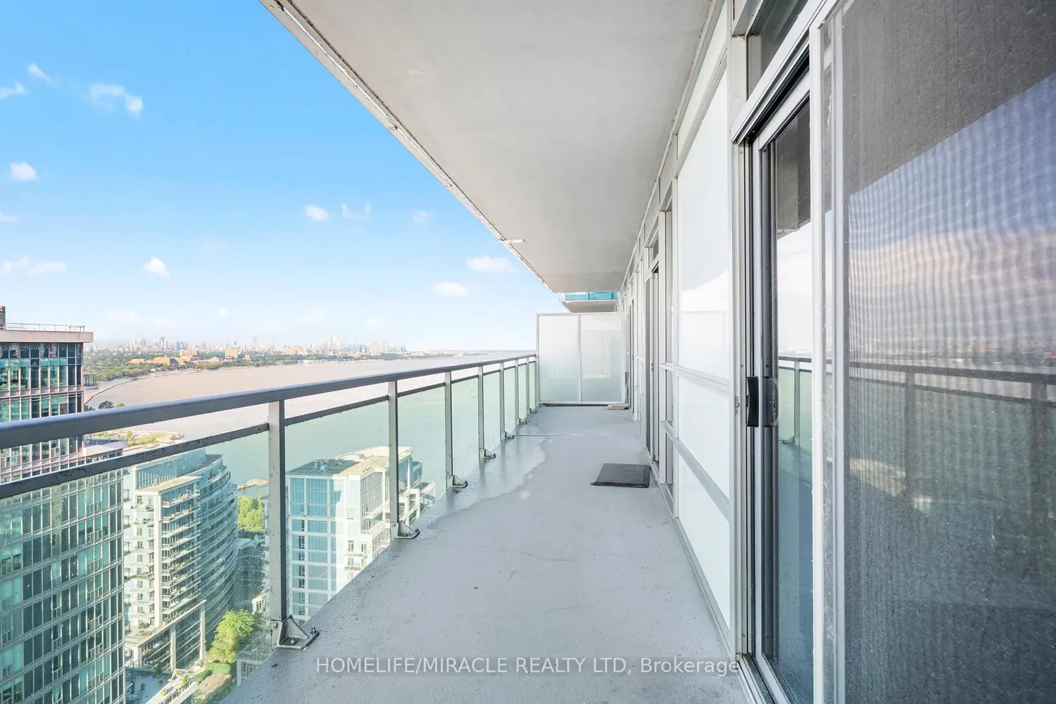 16 Brookers Lane 2604