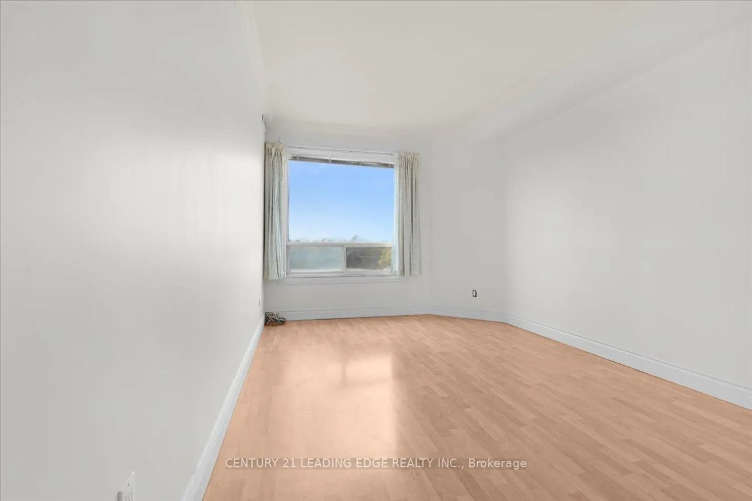 Additional image 14 of 2511 Lakeshore Road 719