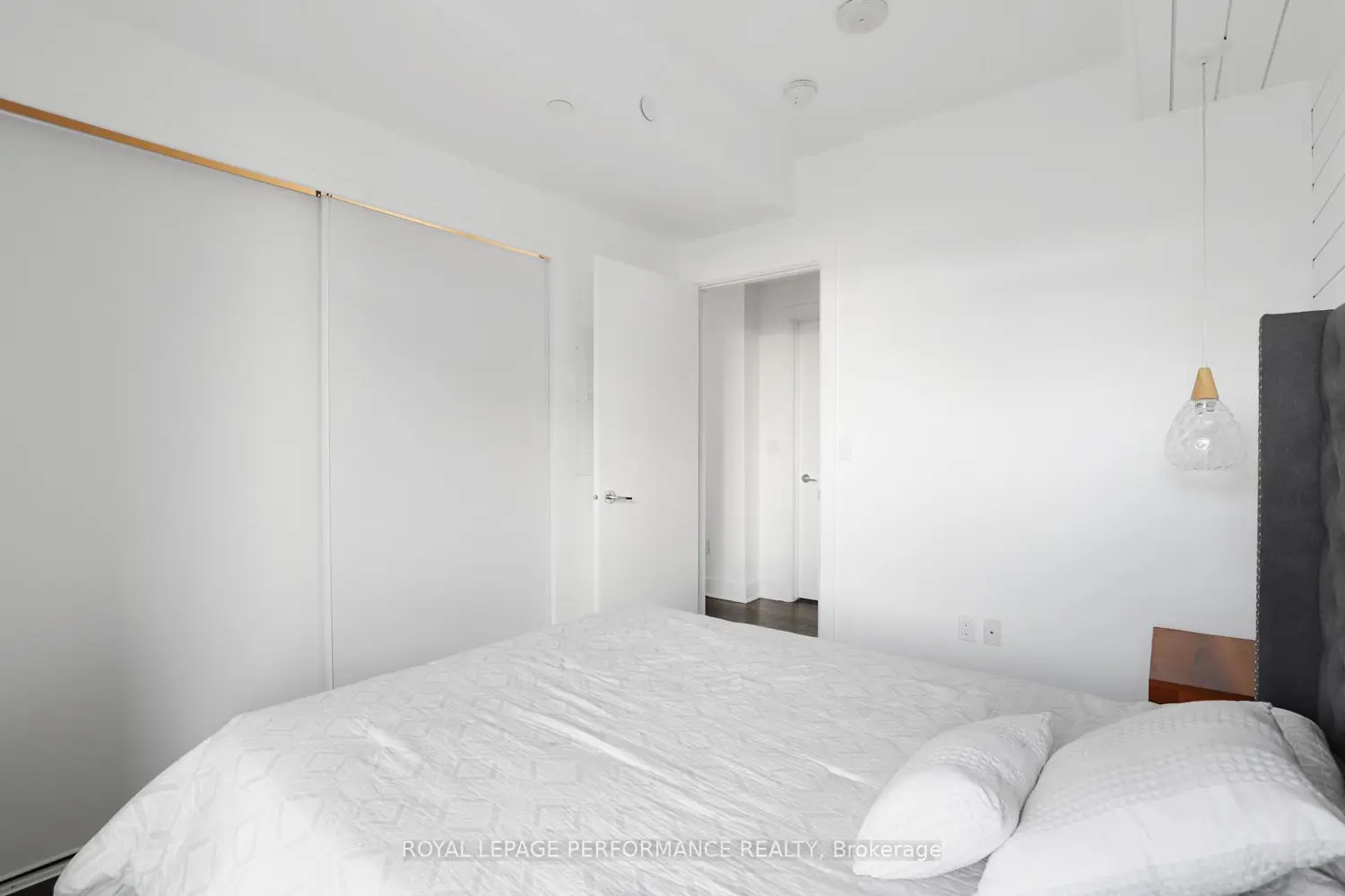 Additional image 8 of 255 Bay Street 1603