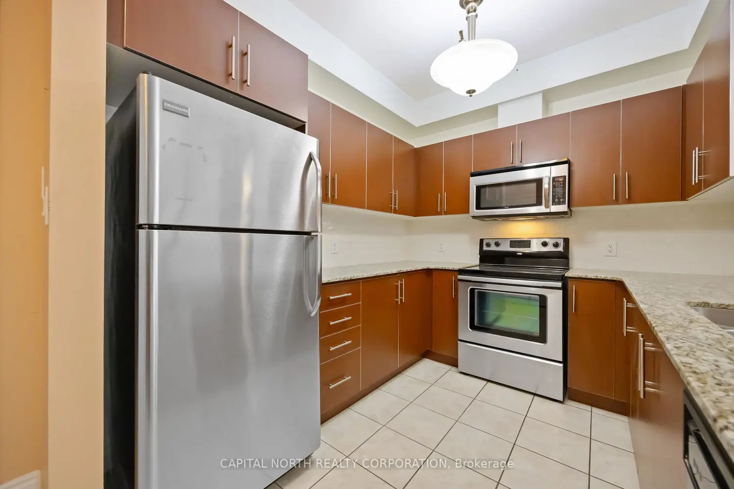 281 Woodbridge Avenue 242 photo 4
