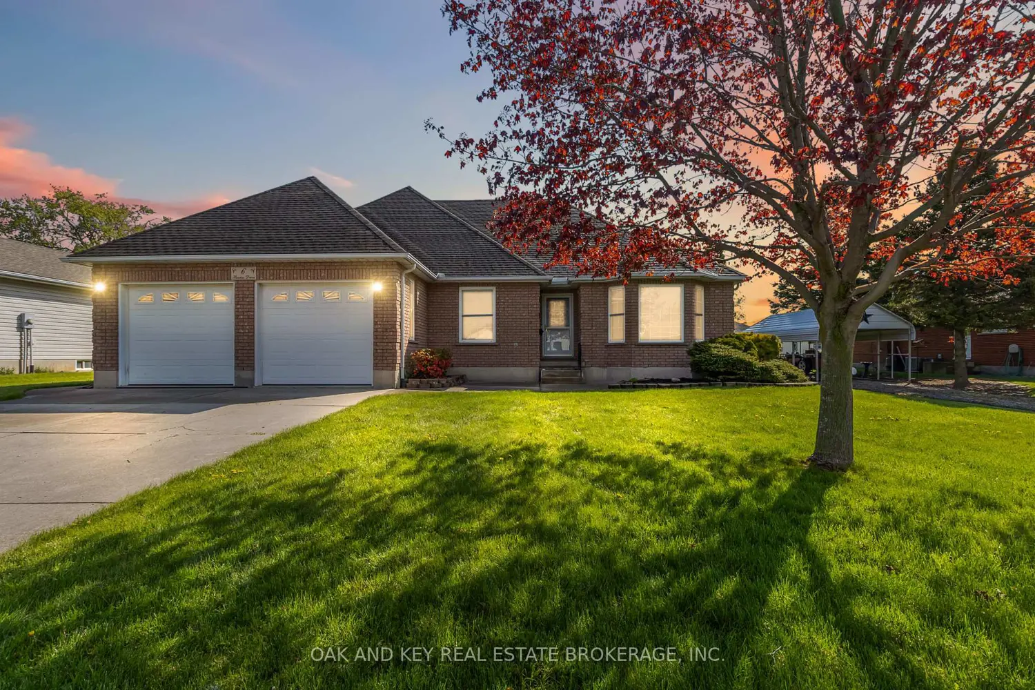 6 Backus Drive photo 2