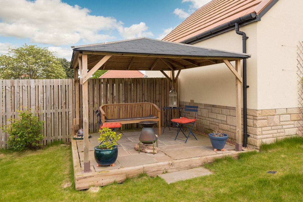 Additional image 32 of 4 bed detached house for sale21 Castlemains Gardens, Dirleton, North Berwick EH39