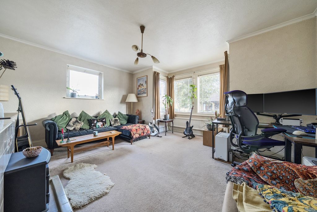 Additional image 8 of 3 bed detached house for saleColyers Lane, Erith DA8