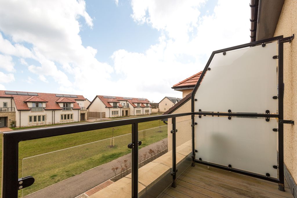 Additional image 15 of 3 bed terraced house for sale6 Greencraig Avenue, Gullane, East Lothian EH31