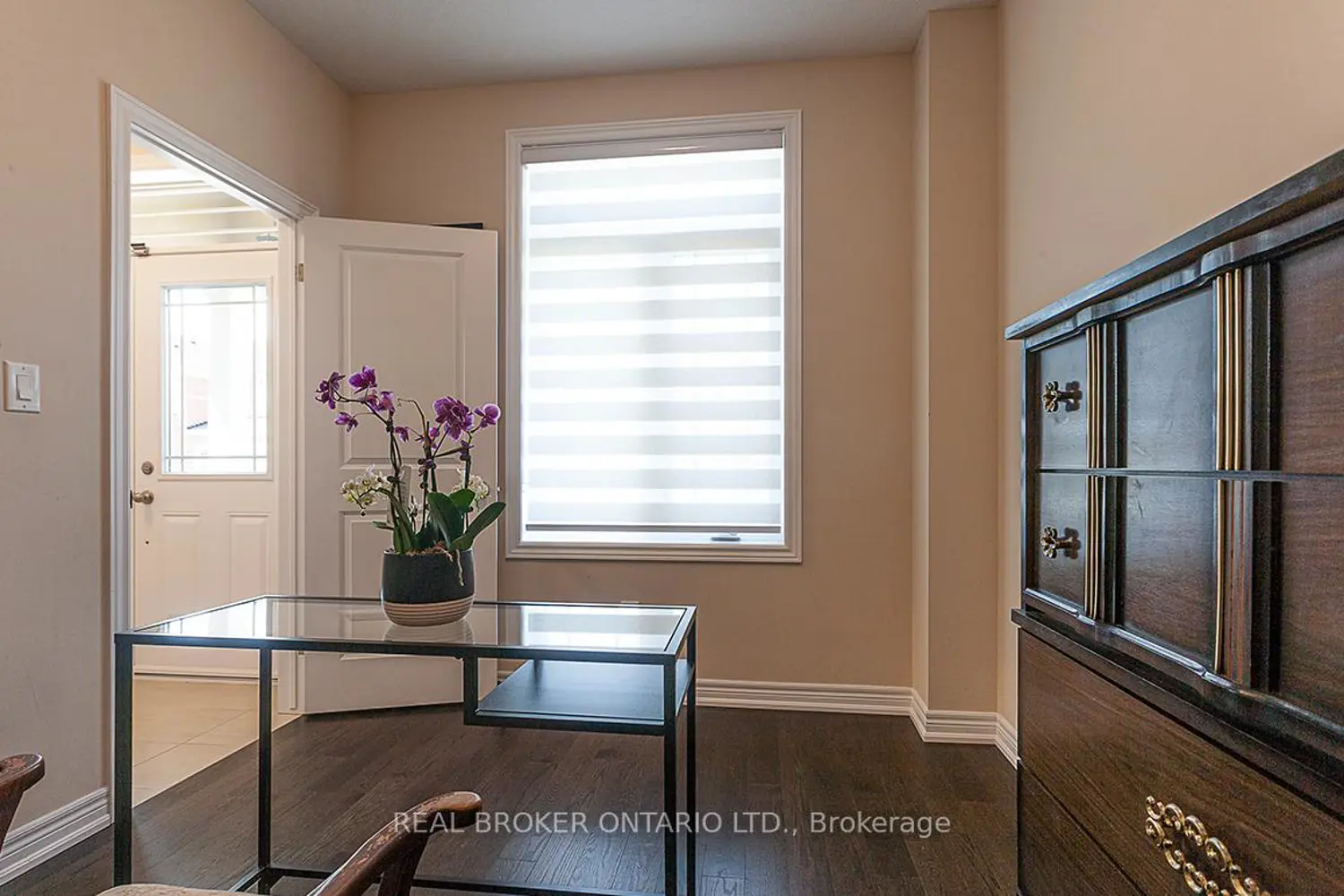 60 Morrison Drive photo 5