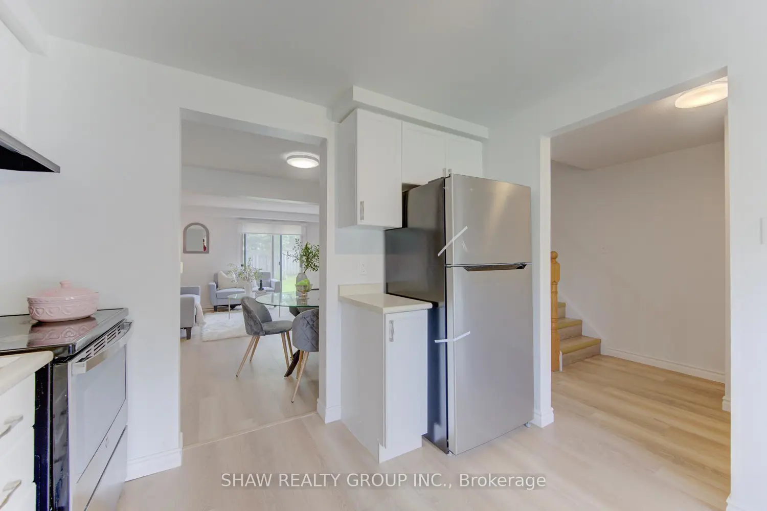 Additional image 4 of 603 Pinerow Crescent B