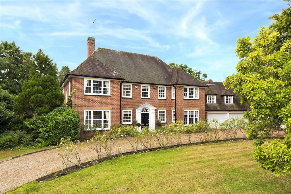 6 bed detached house for saleEsher Park Avenue, Esher, Surrey KT10