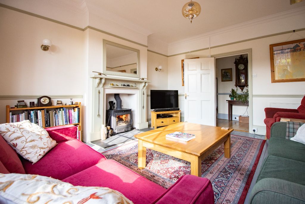 Additional image 5 of 6 bed link detached house for saleNorwich Road, Fakenham NR21