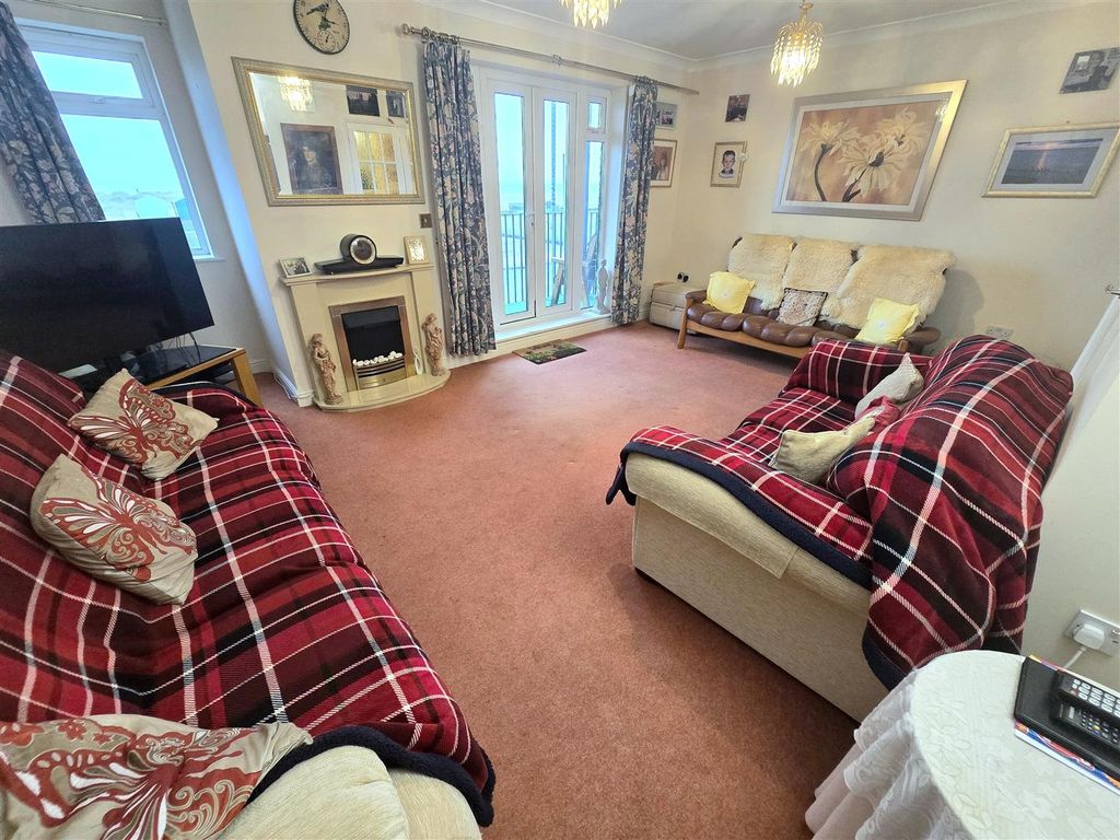 Additional image 2 of 2 bed flat for saleEsplanade Court, Great Yarmouth NR30