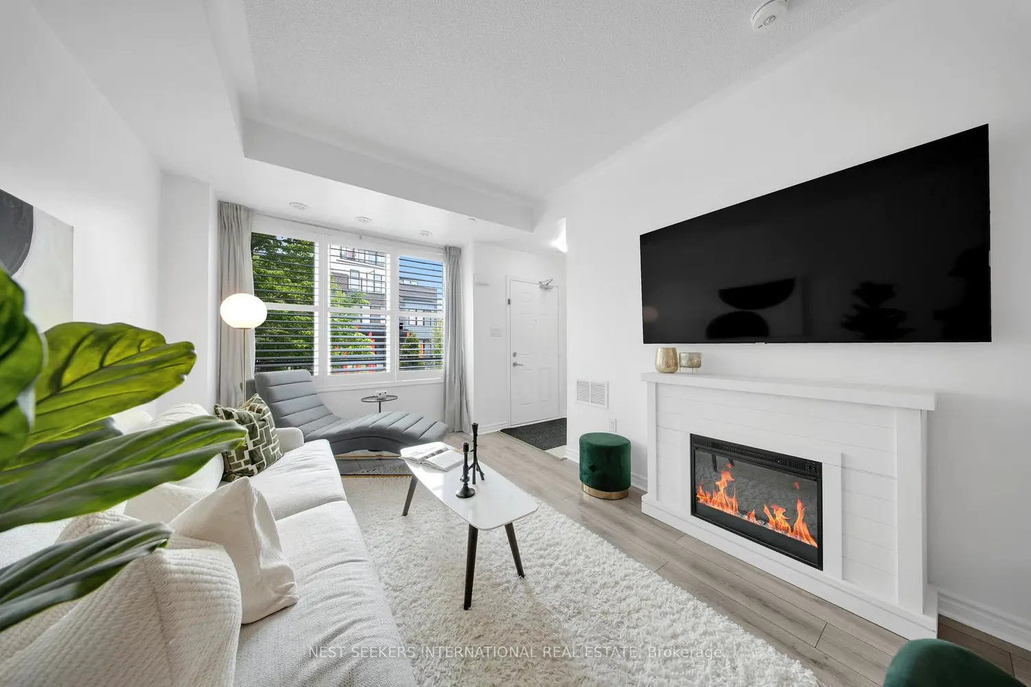 1155 Stroud Lane 2