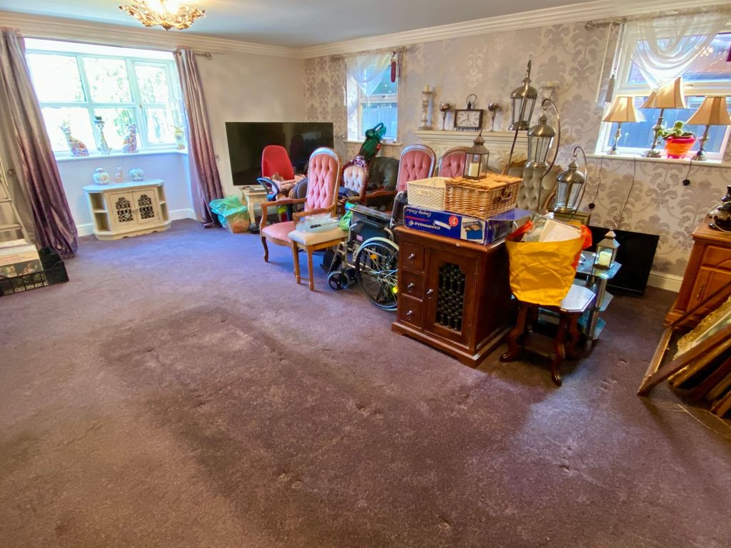 Additional image 14 of 6 bed detached house for saleManthorpe Road, Grantham NG31
