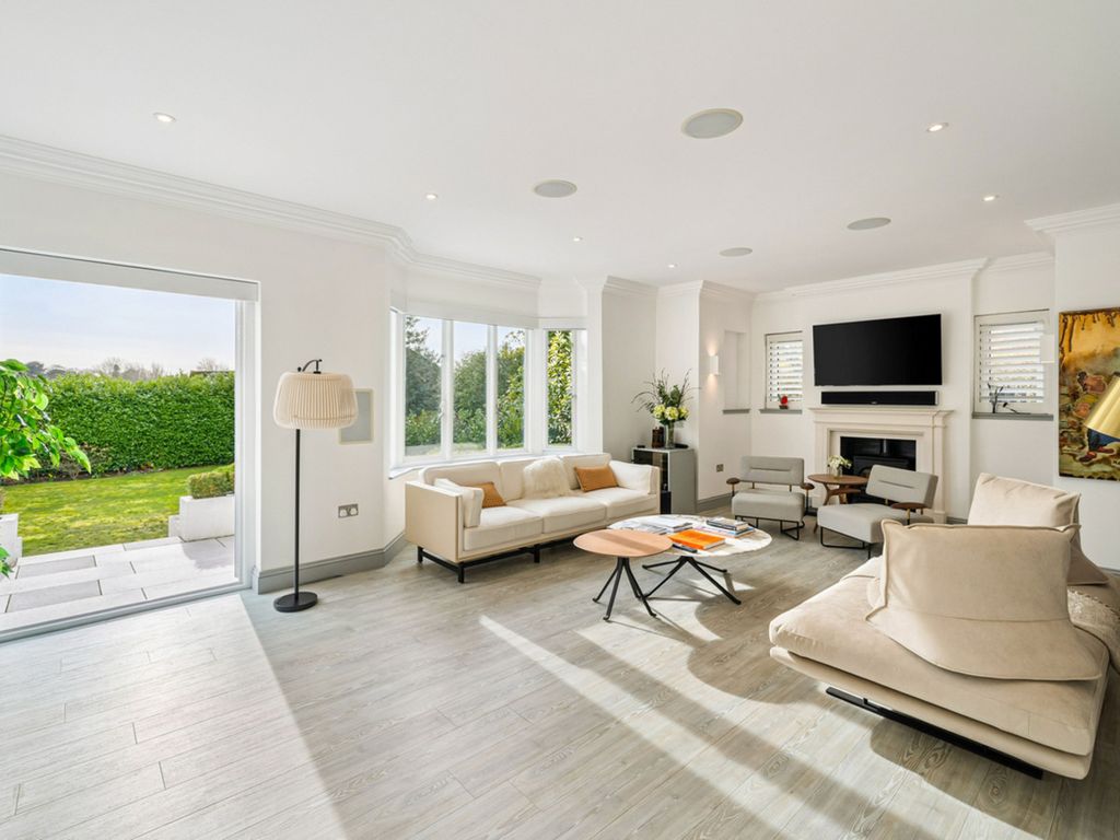Additional image 3 of 6 bed detached house for saleEsher Place Avenue, Esher KT10