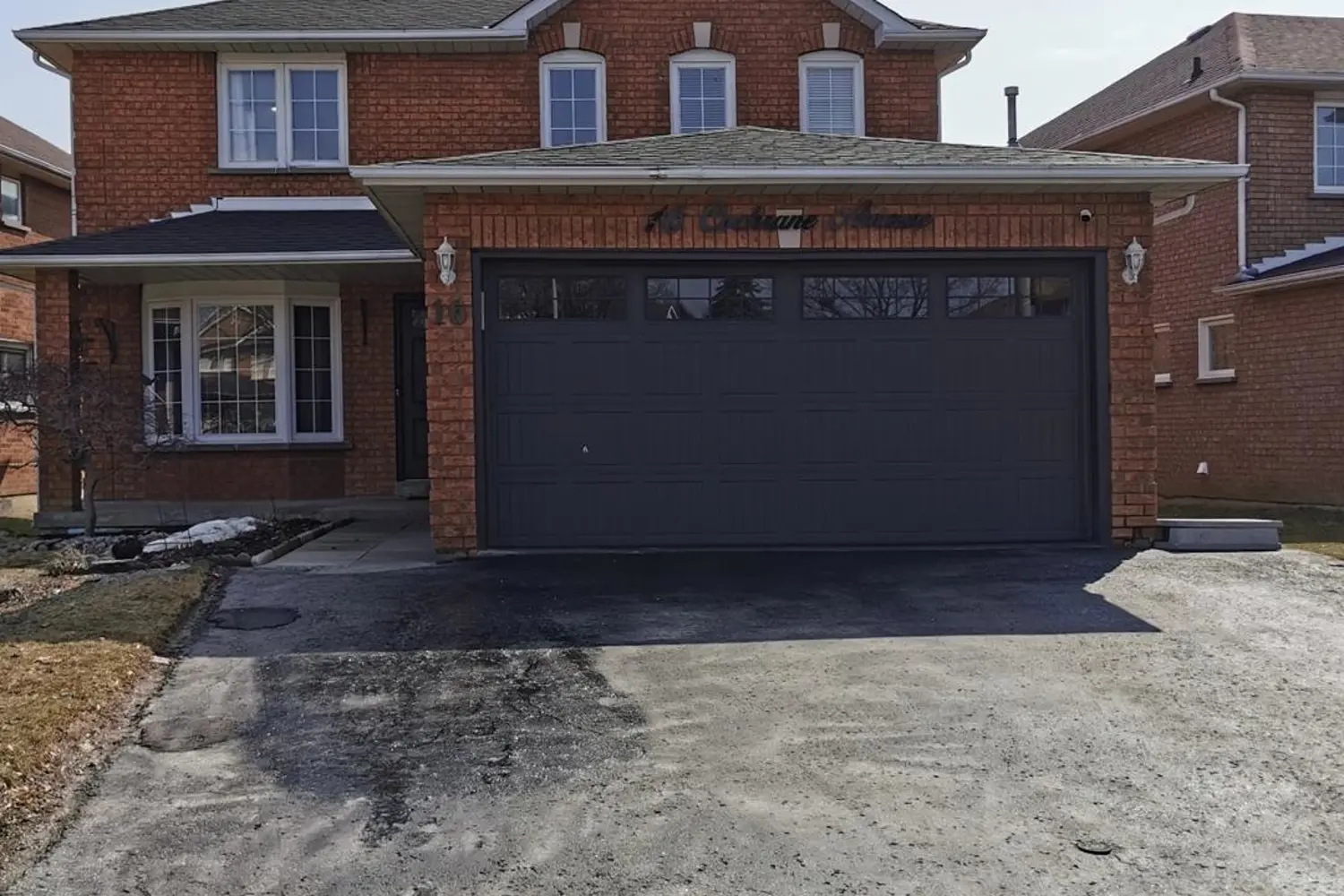 16 Cochrane Avenue