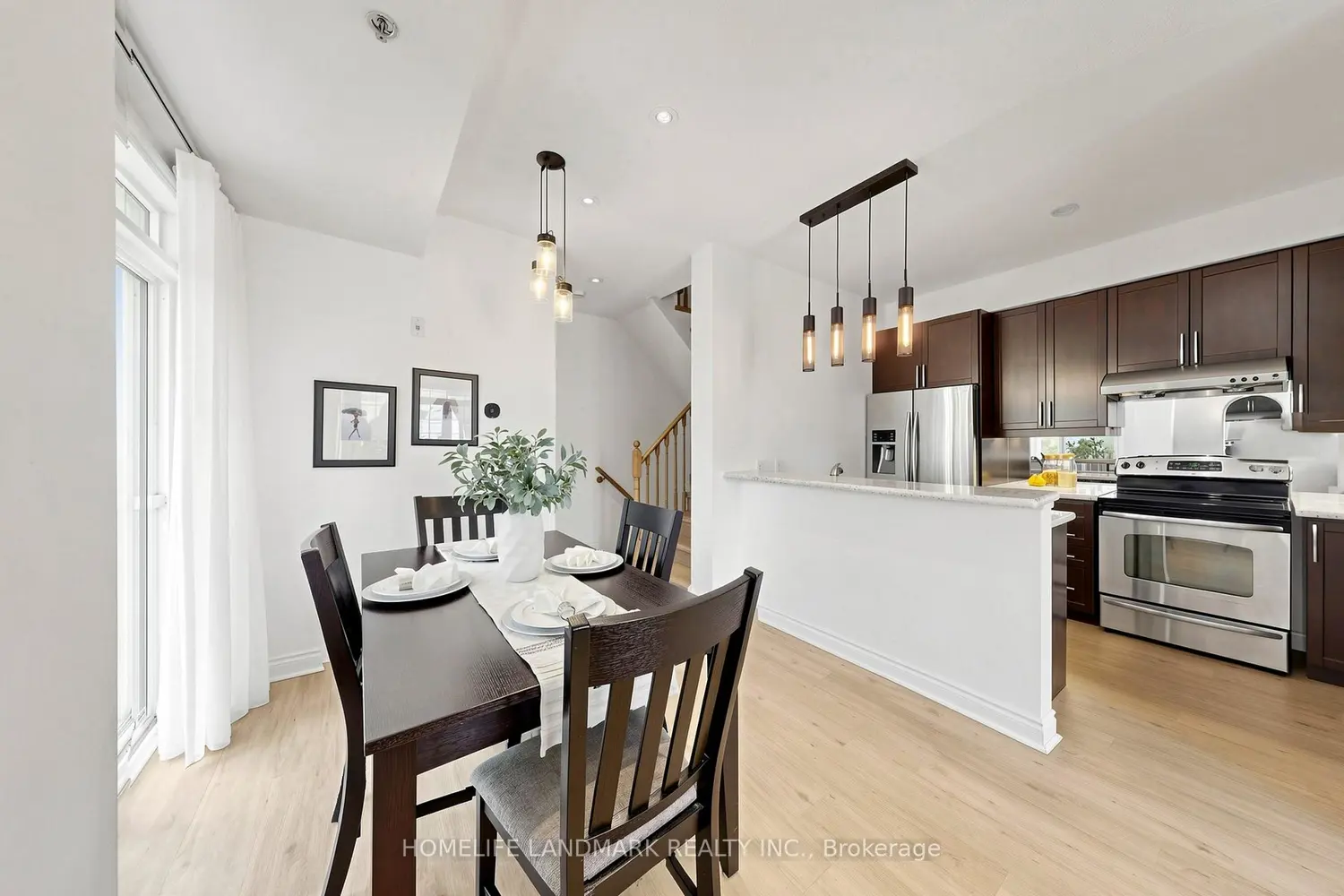 8 Brighton Place 32 photo 4