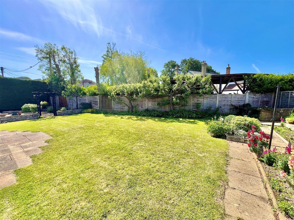 Additional image 16 of 3 bed detached bungalow for saleFreshwater, Isle Of Wight PO40