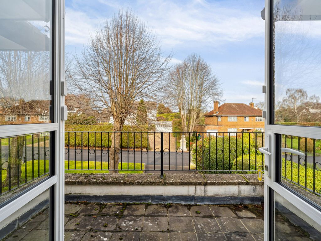 Additional image 19 of 6 bed detached house for saleEsher Place Avenue, Esher KT10