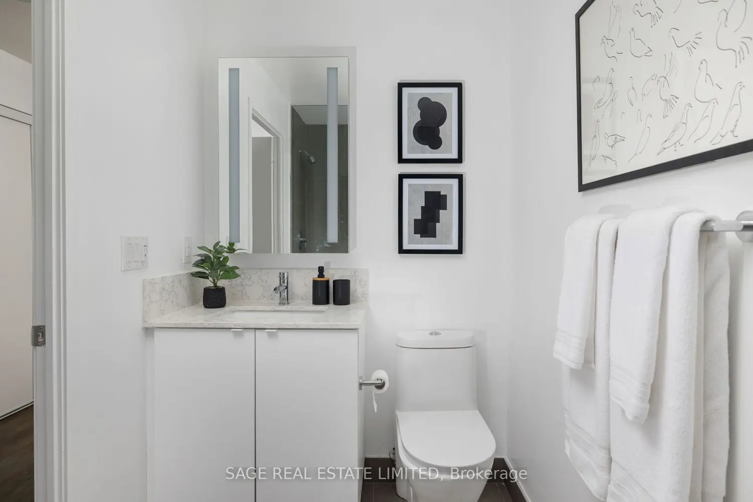 Additional image 15 of 270 Dufferin Street 327