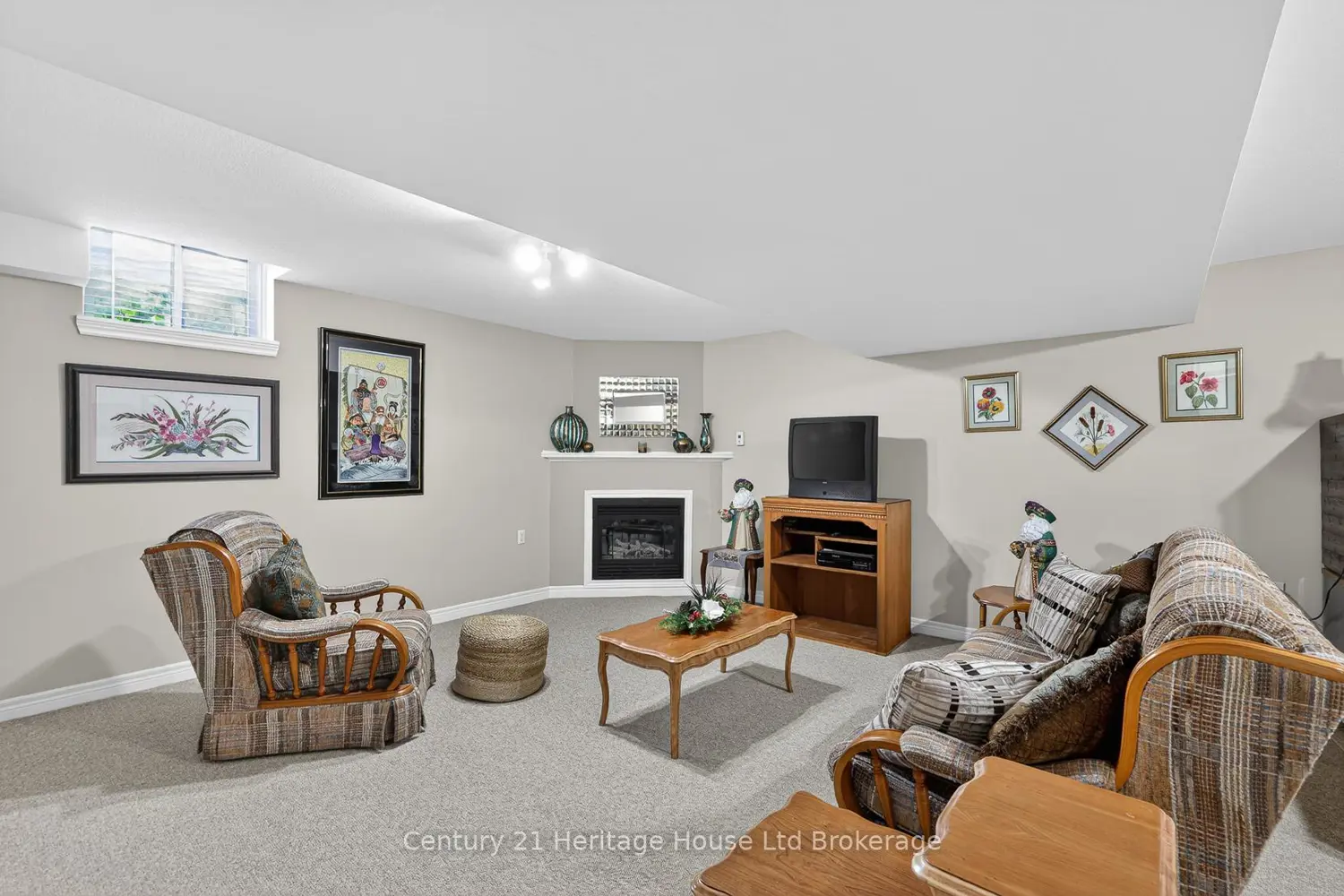 Additional image 8 of 450 Lakeview Drive 13