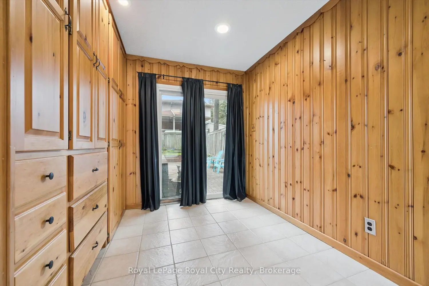 85 Sleeman Avenue photo 4