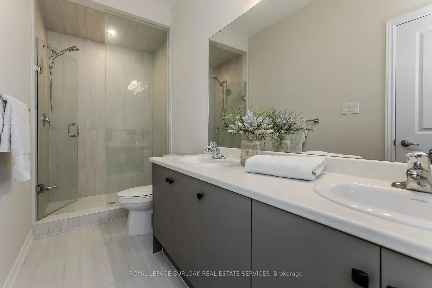 1401 Almonte Drive photo 5