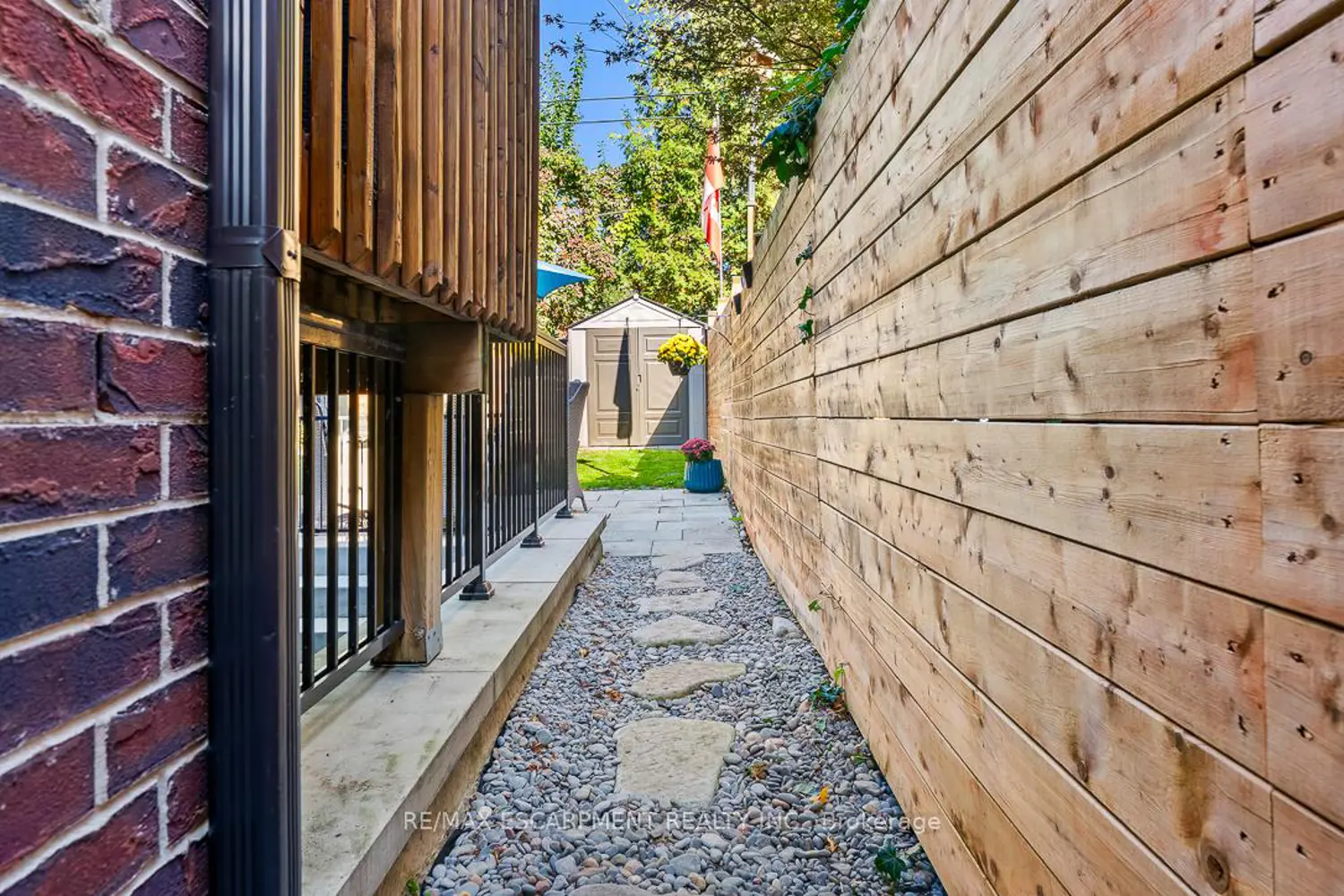 Additional image 19 of 56 Laburnham Avenue