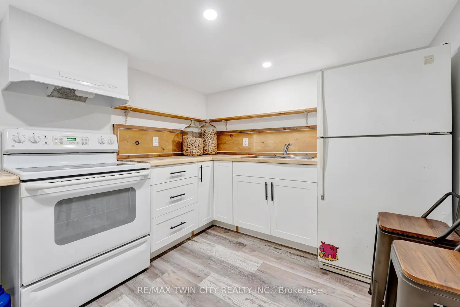 Additional image 12 of 42 Shanley Street