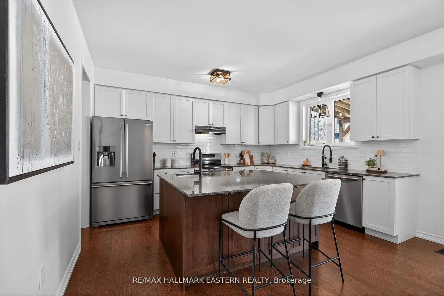 141 Highlands Boulevard photo 3
