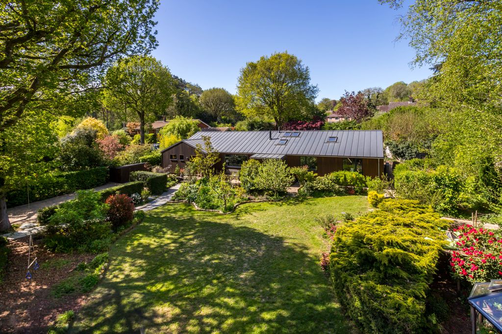 5 bed detached house for saleRyst Wood Road, Forest Row RH18