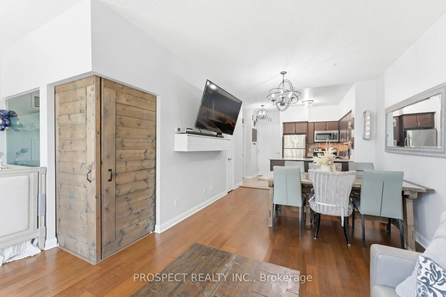 Additional image 13 of 525 Wilson Avenue 129