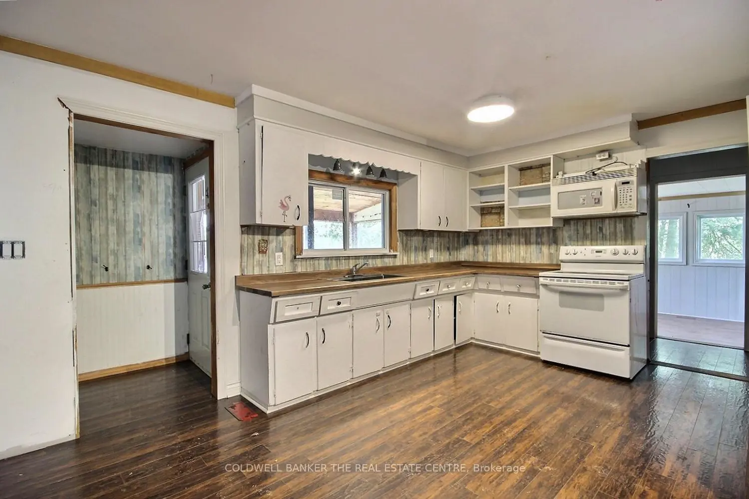 3637 Southwood Beach Boulevard photo 4