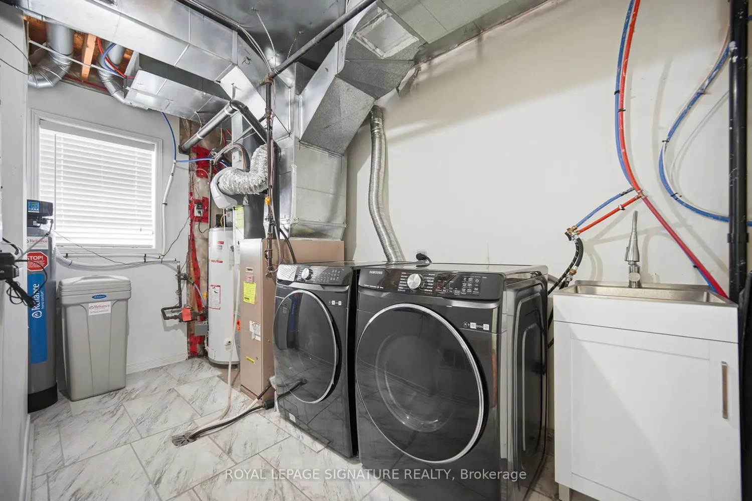 Additional image 17 of 2909 Garnethill Way