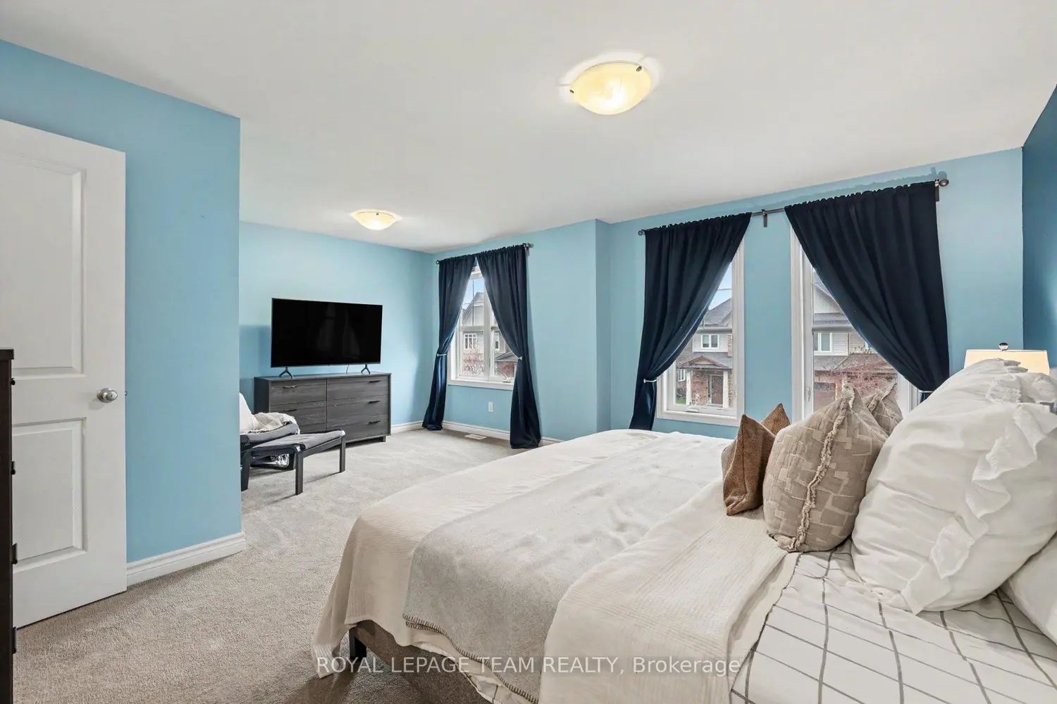 Additional image 9 of 293 Fergus Crescent