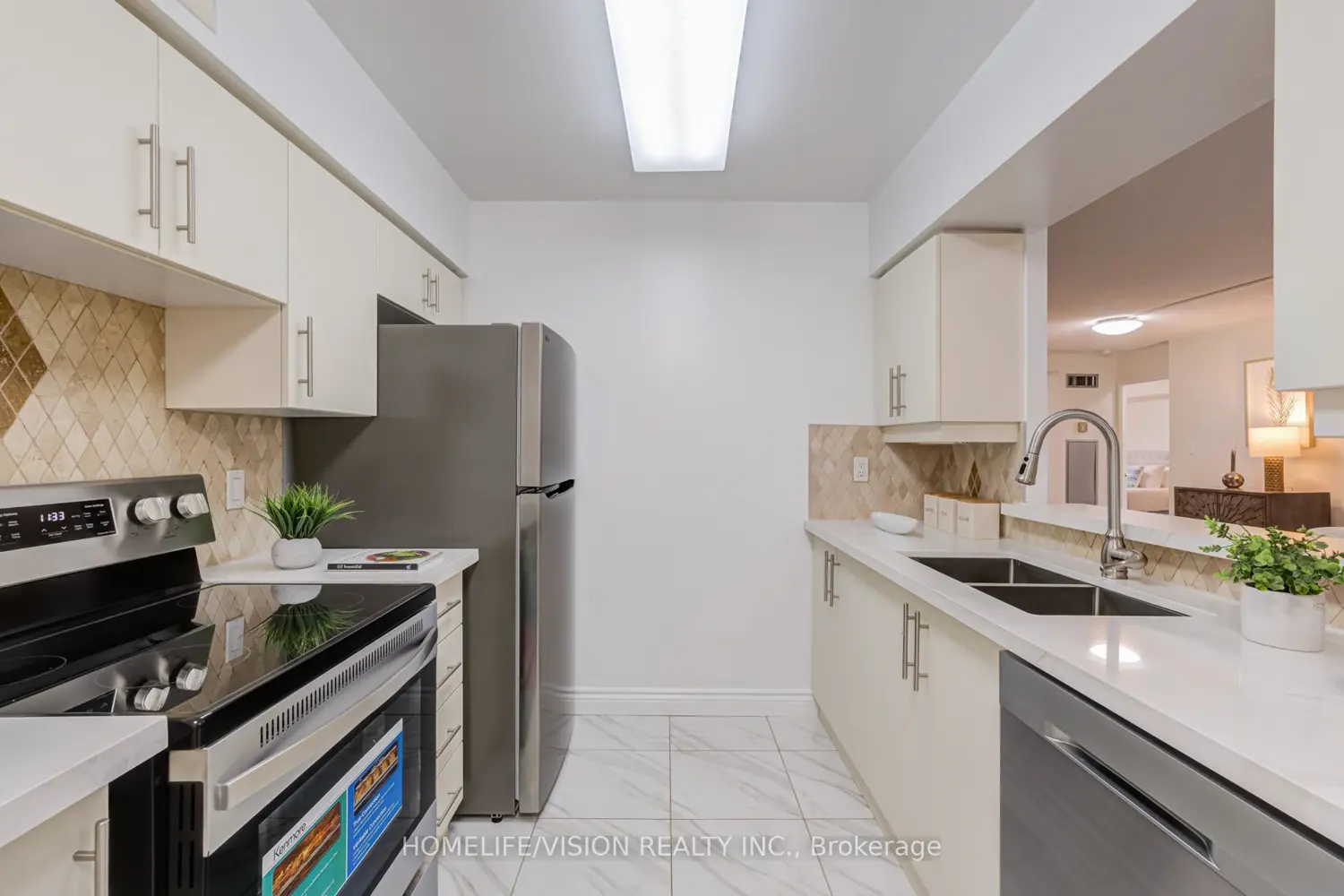 Additional image 13 of 30 Greenfield Avenue 903