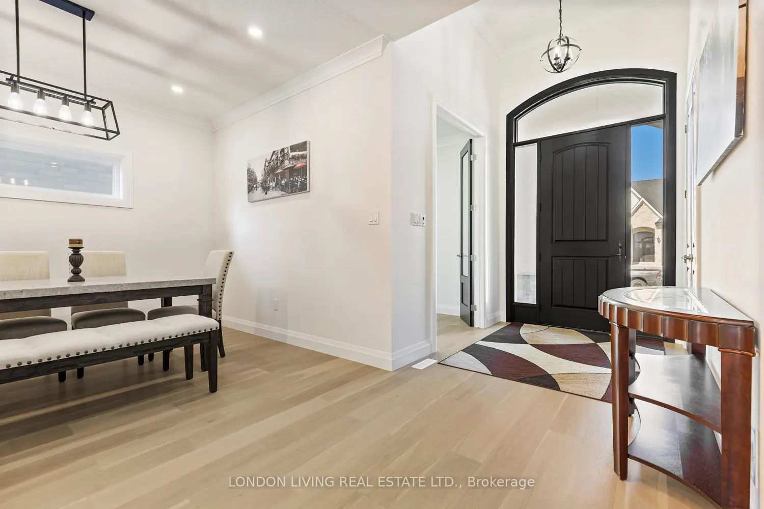 4099 Sugarmaple Crossing