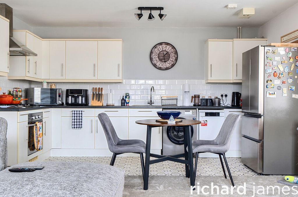 Additional image 4 of 2 bed flat for saleTruscott Avenue, Redhouse, Redhouse SN25