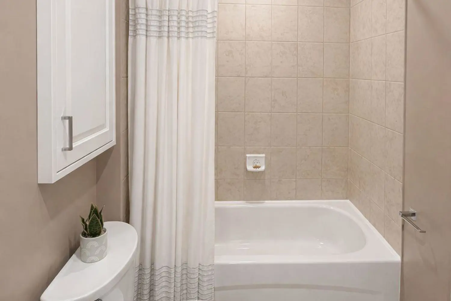 Additional image 11 of 7400 Markham Road 203