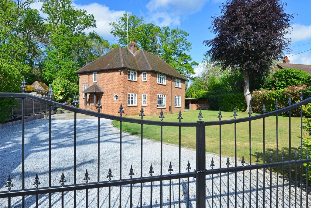4 bed detached house for saleGasden Lane, Witley GU8