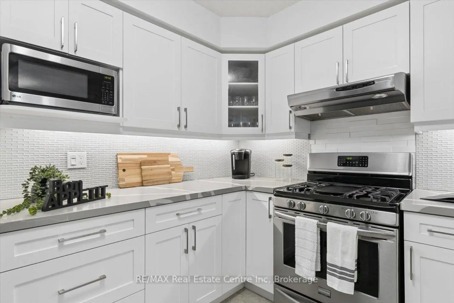 4 Marsh Crescent photo 5