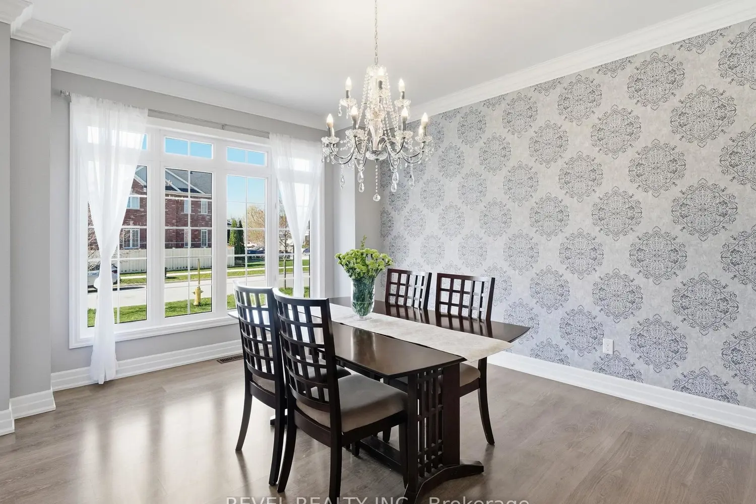 Additional image 3 of 17 Mount Crescent