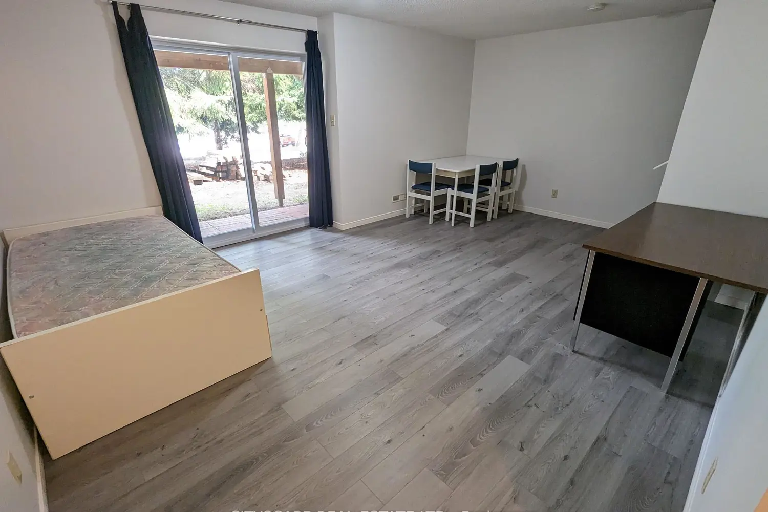 Additional image 18 of 250 Keats Way 17