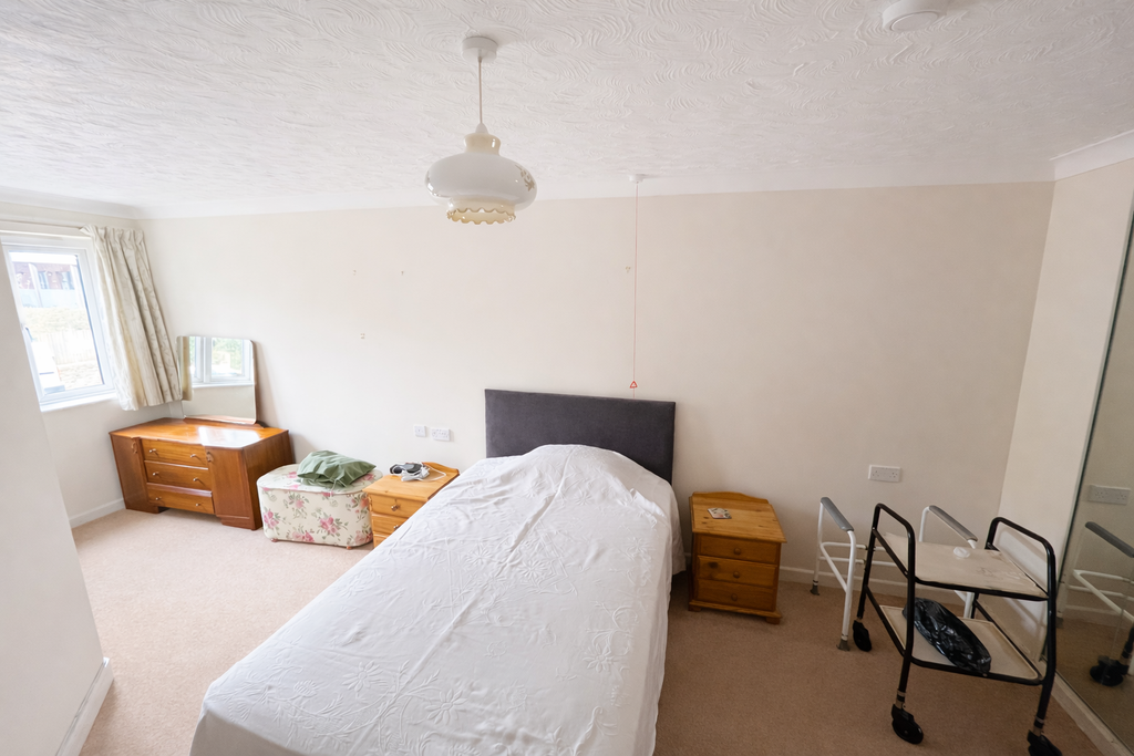 Additional image 8 of 1 bed flat for salePark Road, Frome, Somerset BA11