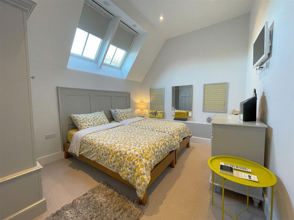 Additional image 7 of 2 bed flat for saleStation Road, Fowey PL23