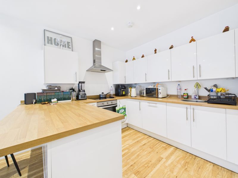 Additional image 5 of 2 bed flat for saleGillingham Gate Road, Chatham ME4