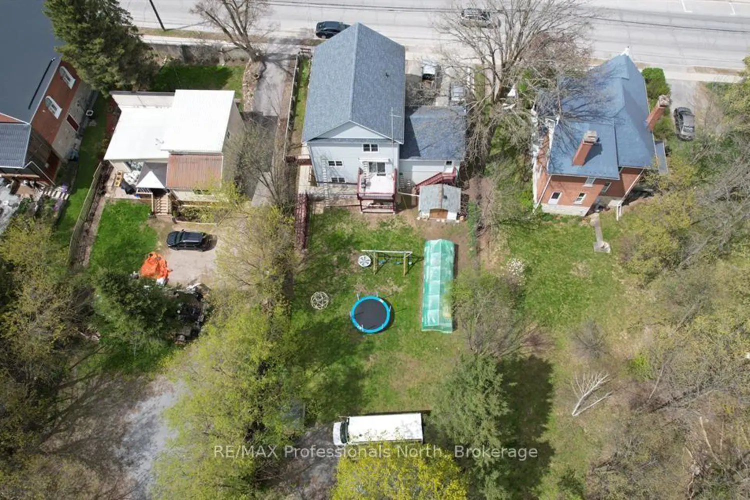 103 St Lawrence Street photo 3