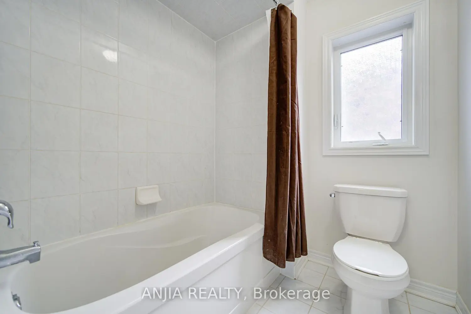 Additional image 7 of 1165 Blencowe Crescent