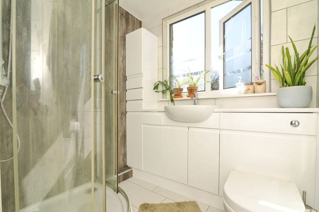 Additional image 9 of 2 bed flat for saleSpring Lane, Burwash, Etchingham, East Sussex TN19