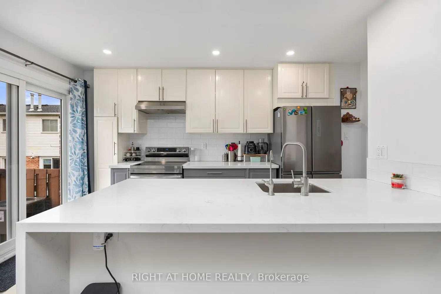 47 Stewart Maclaren Road 74 photo 5
